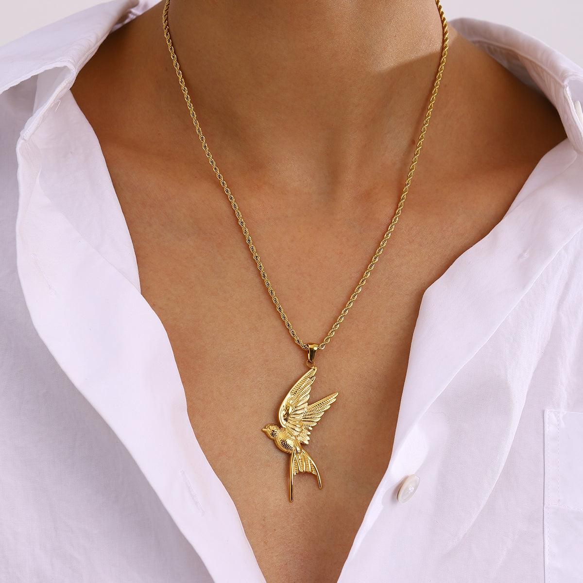 Gold dove rope necklace