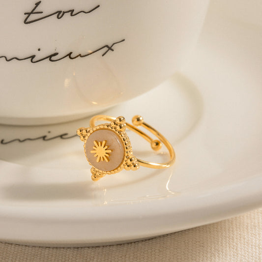 Gold gemstone star ring